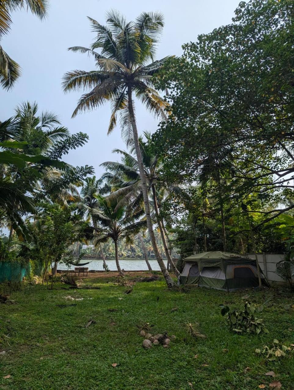 Islandstay-A Riverside Property โกลลัม ภายนอก รูปภาพ